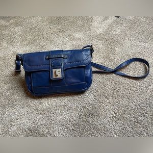 Born crossbody bag